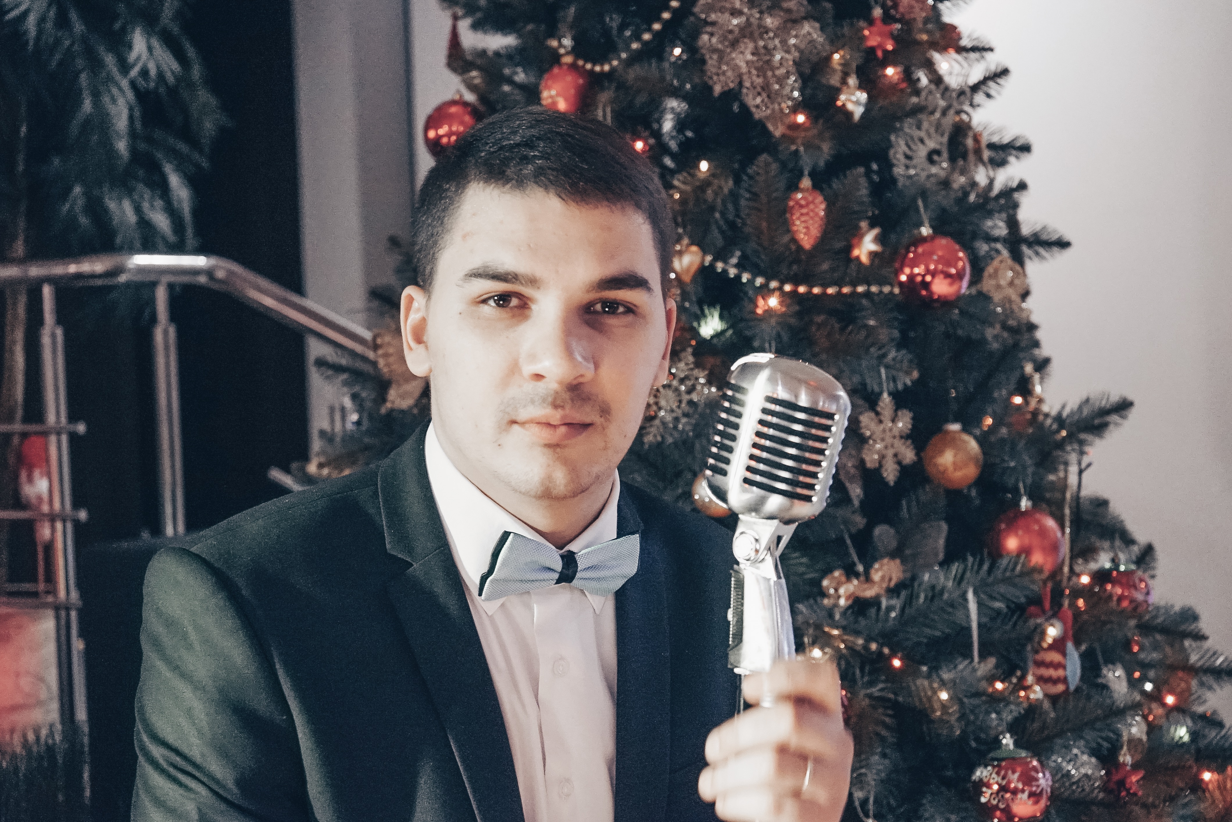 Проведение новогодних праздников Москва